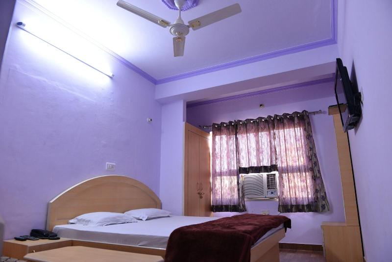 Hotel Mohit Palace exterior, 3-Star hotel in Jaipur District