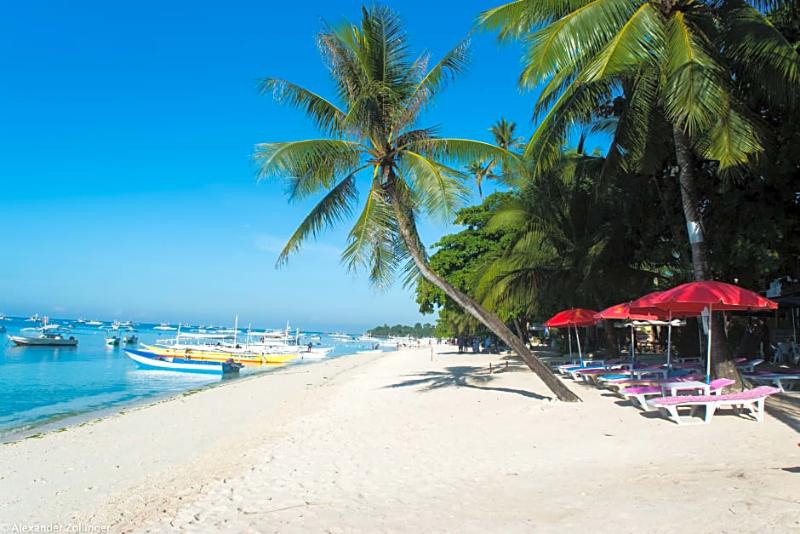 Photo of Alona Vida Beach Hill, 3-star hotel in Bohol