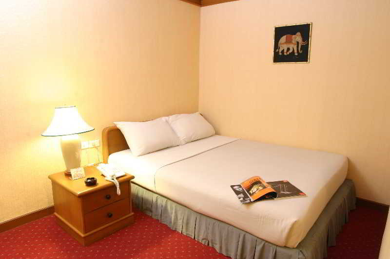 Photo of Wall Street Inn, 2-star hotel in Bangkok (and vicinity)