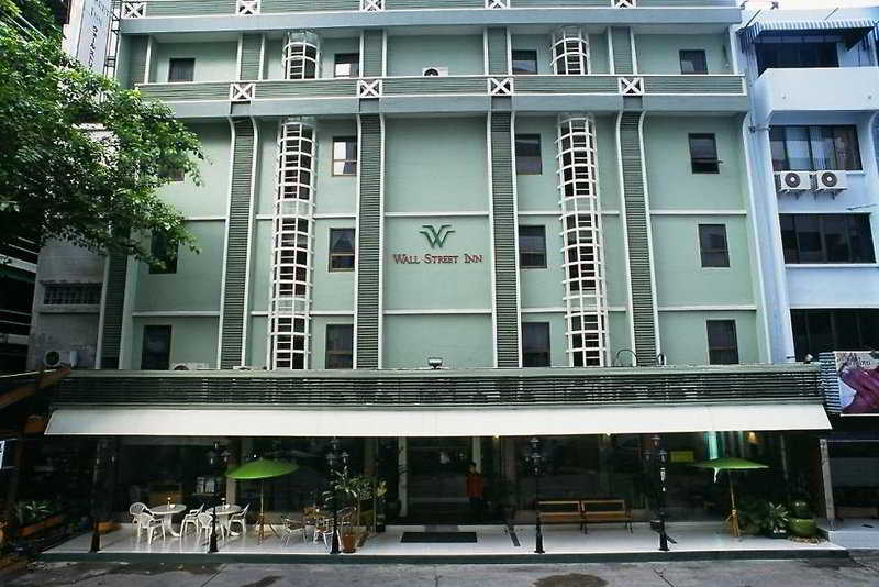 Photo of Wall Street Inn, 2-star hotel in Bangkok (and vicinity)