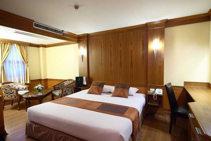 Photo of Wall Street Inn, 2-star hotel in Bangkok (and vicinity)