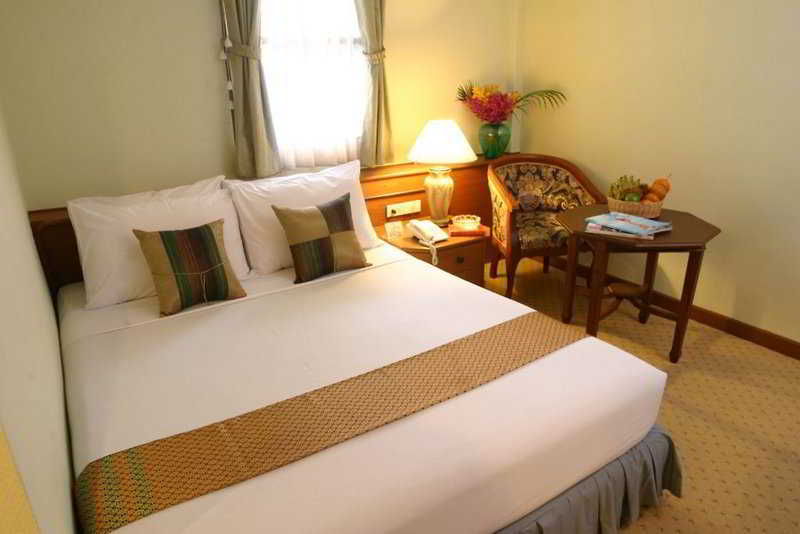 Photo of Wall Street Inn, 2-star hotel in Bangkok (and vicinity)