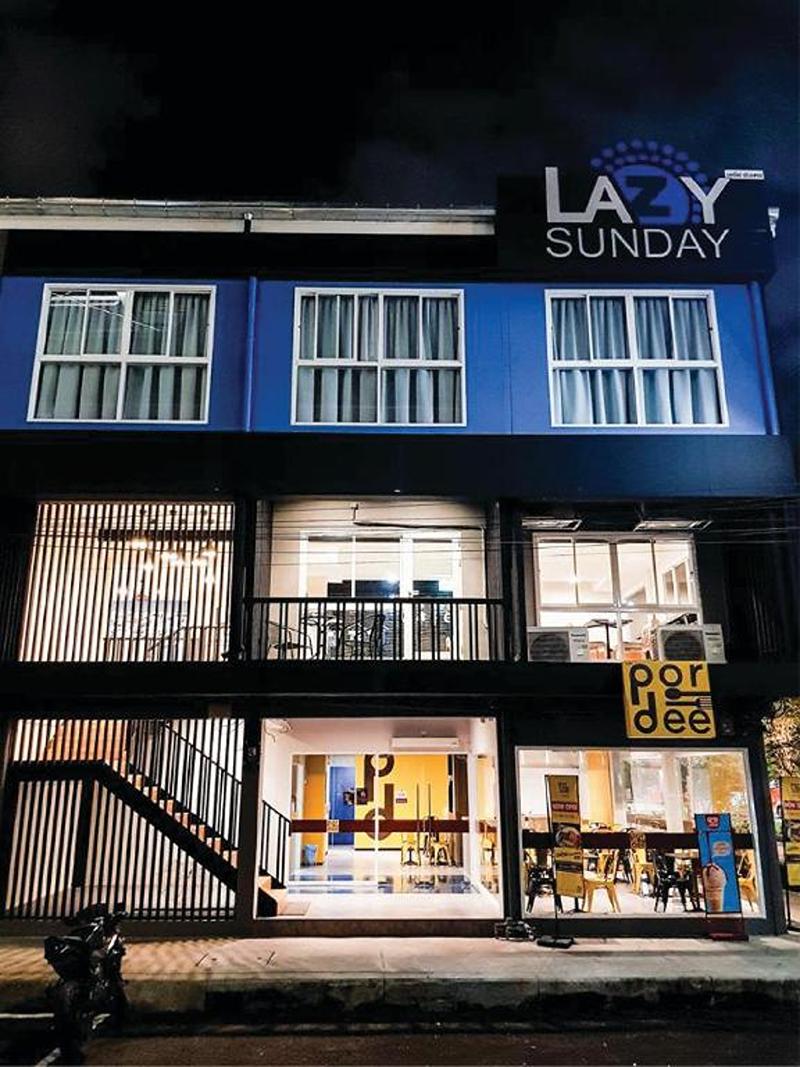 Lazy Sunday Hostel, Singapore