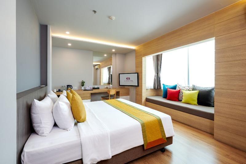 Photo of TK. Palace Hotel & Convention Bangkok, 4-star hotel in Bangkok (and vicinity)