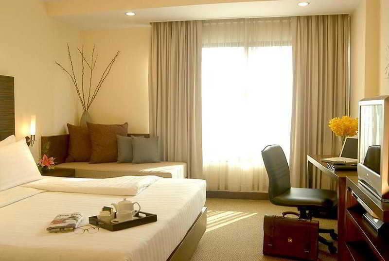 Photo of St James Hotel, 3-star hotel in Bangkok (and vicinity)