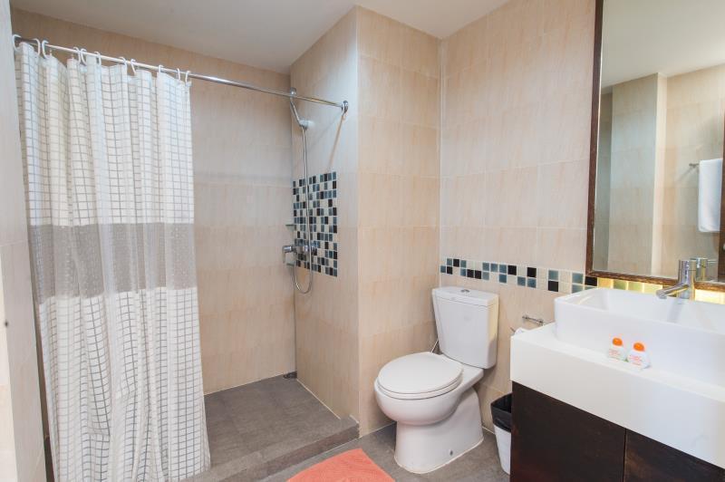 Photo of Grand Alpine, 3-star hotel in Bangkok (and vicinity)