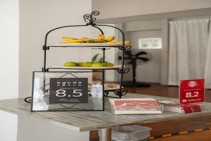 Photo of Ratchadamnoen Residence, 3-star hotel in Bangkok (and vicinity)