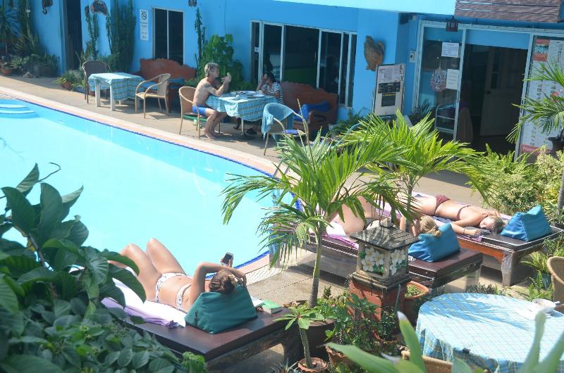 Photo of Sananwan Palace, 2-star hotel in Bangkok (and vicinity)