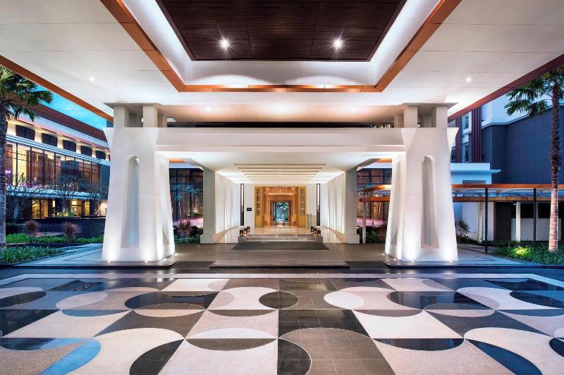 Photo of Le Meridien Suvarnabhumi, Bangkok Golf Resort & Spa, 5-star hotel in Bangkok (and vicinity)