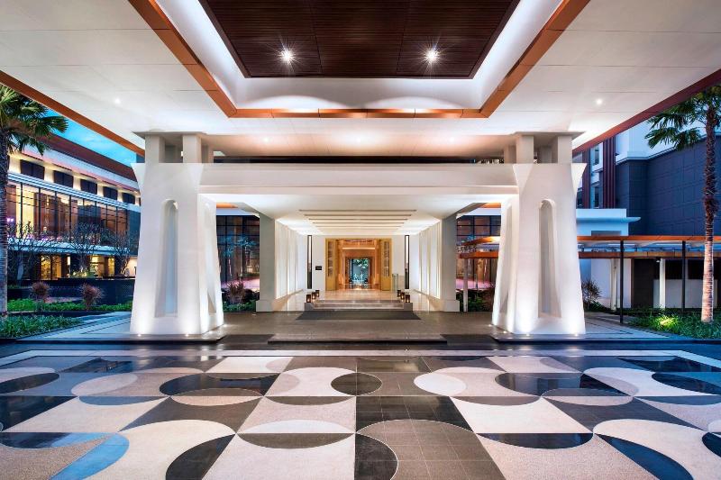 Photo of Le Meridien Suvarnabhumi, Bangkok Golf Resort & Spa, 5-star hotel in Bangkok (and vicinity)