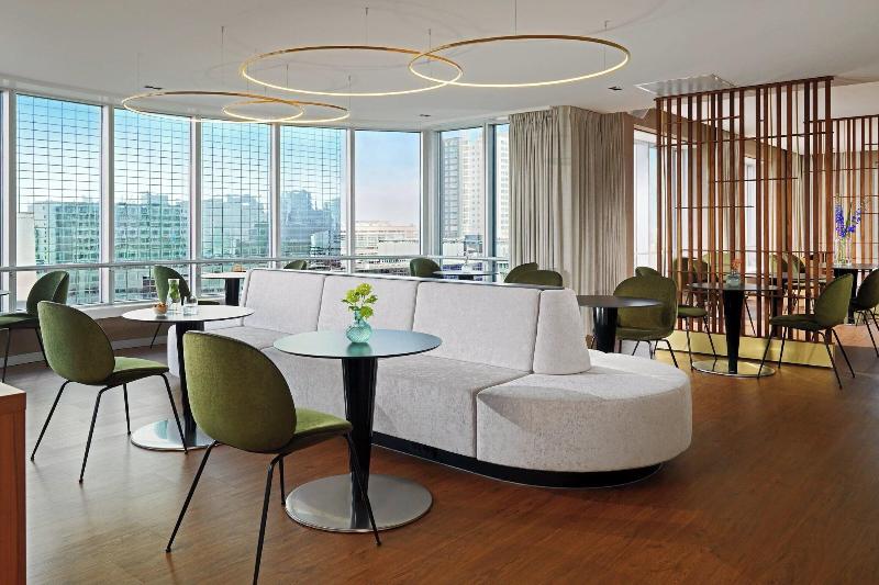 Photo of Rotterdam Marriott Hotel, 5-star hotel in Rotterdam (and vicinity)