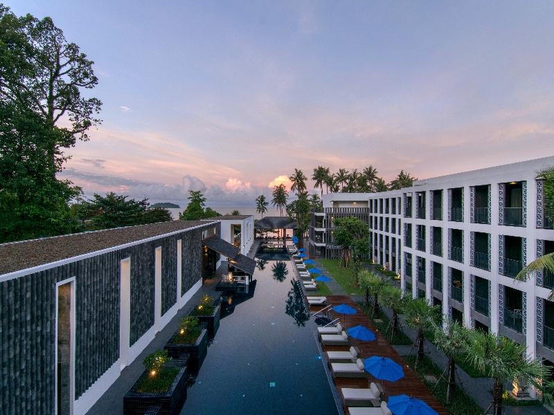 AWA Koh Chang, Singapore