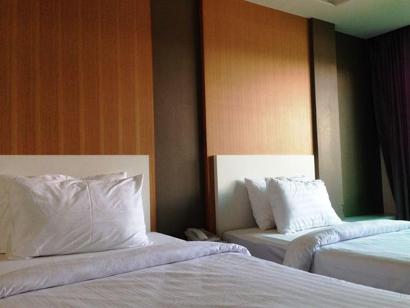 Photo of New Travel Lodge Hotel, 2-star hotel in Chanthaburi