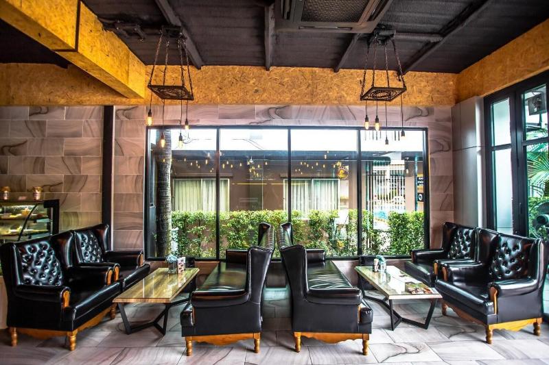 Photo of New Travel Lodge Hotel, 2-star hotel in Chanthaburi