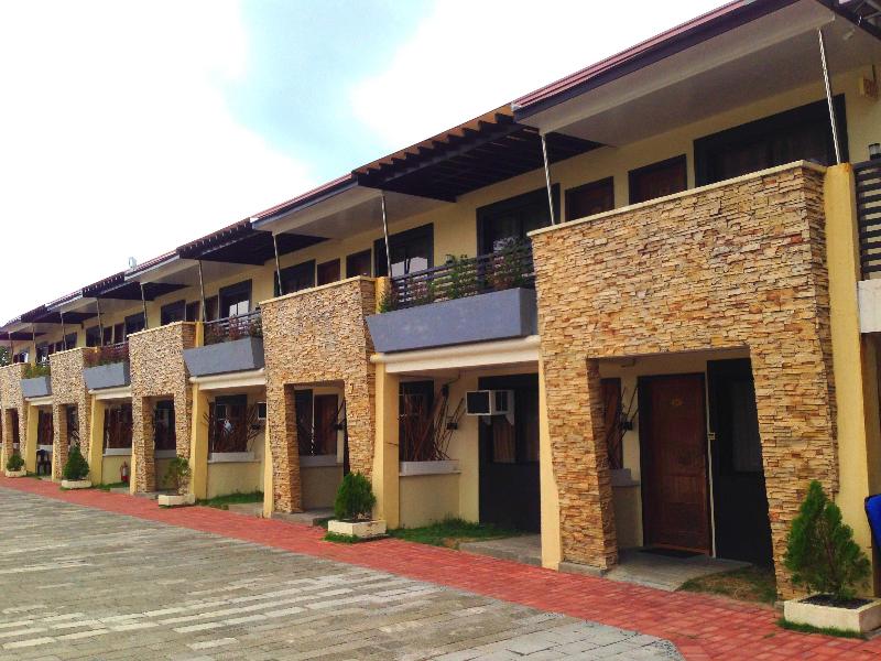 Subic Grand Seas Resort exterior, 3-Star hotel in Olongapo