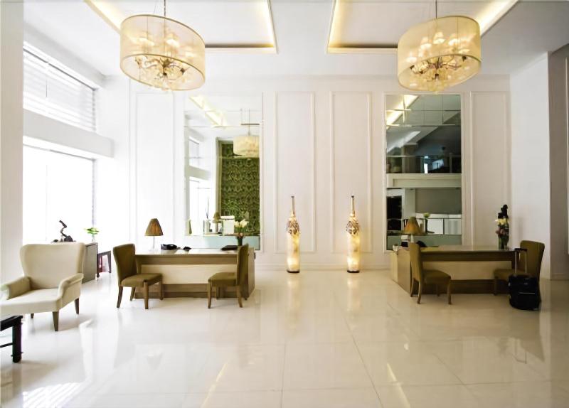 Photo of Hotel St Ellis, 3-star hotel in Legazpi (and vicinity)