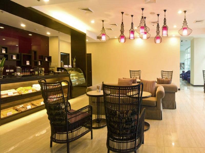 Photo of El Cielito Hotel - Sta. Rosa, 3-star hotel in Laguna (province)