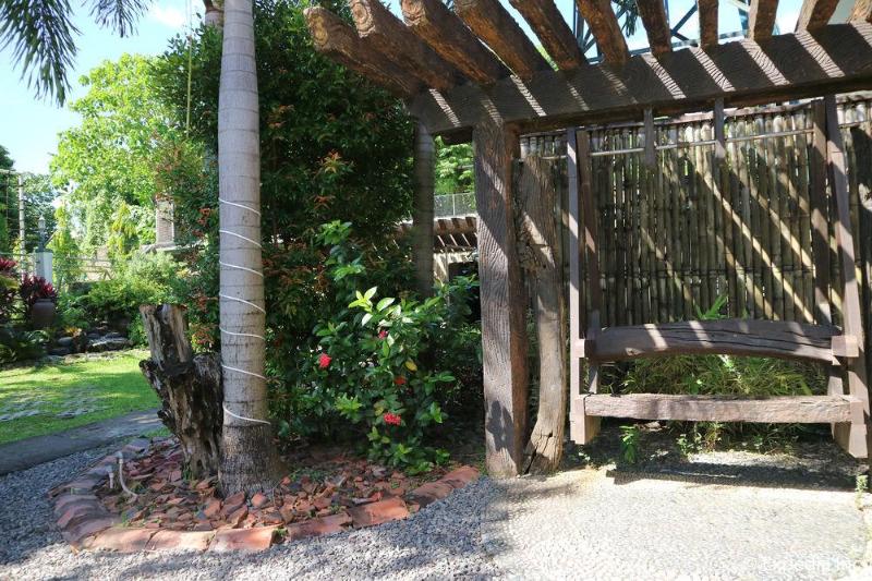 Photo of Riverview Resort & Conference Center, 3-star hotel in Calamba