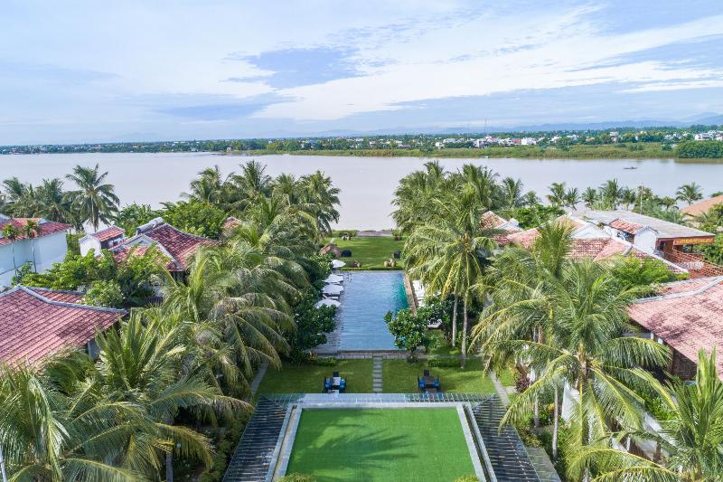 Emerald Hoi An Riverside Resort, Singapore