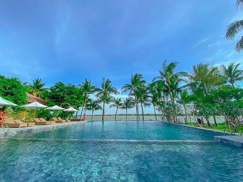 Vinh Hung Riverside Resort & Spa, Singapore