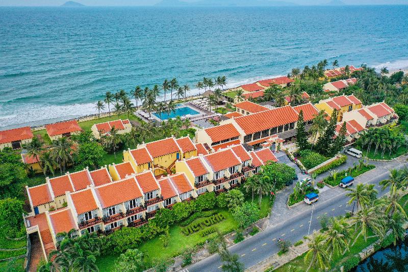 Victoria Hoi An Beach Resort & Spa, Singapore