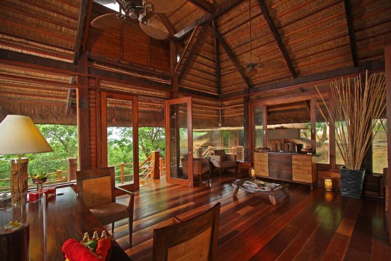 Photo of Two Seasons Coron Island Resort, 5-star hotel in Coron