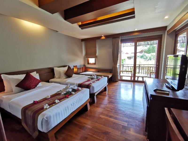 Photo of Maehaad Bay Resort, 4-star hotel in Koh Phangan