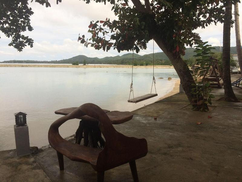 Photo of Tharathip Resort, 2-star hotel in Koh Phangan