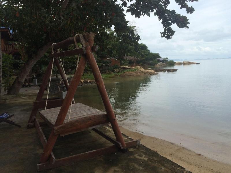 Photo of Tharathip Resort, 2-star hotel in Koh Phangan