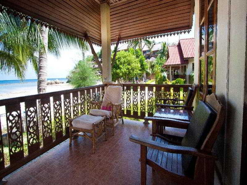 Long Bay Resort exterior, 2-Star hotel in Koh Phangan