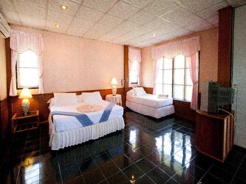 Photo of Long Bay Resort, 2-star hotel in Koh Phangan
