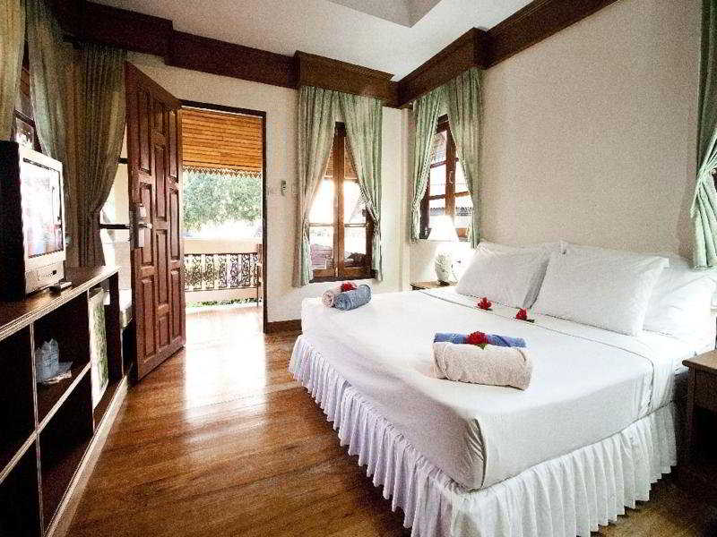 Photo of Long Bay Resort, 2-star hotel in Koh Phangan
