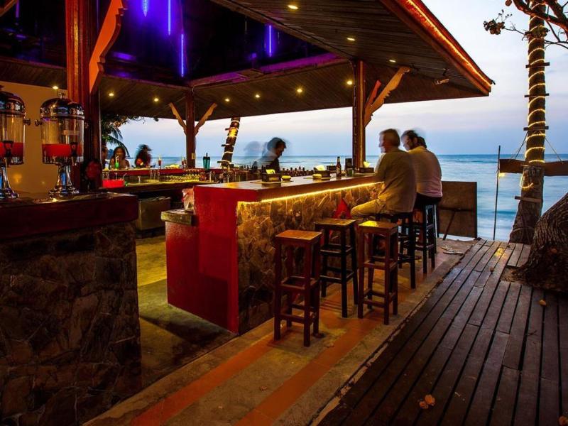 Photo of Long Bay Resort, 2-star hotel in Koh Phangan