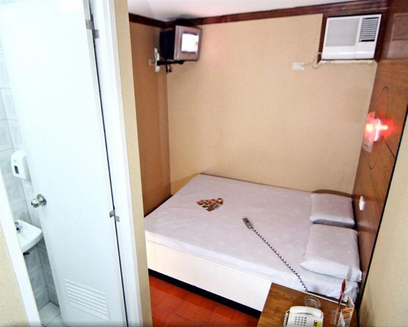 Photo of Hotel Sogo Cabanatuan, 2-star hotel in Cabanatuan