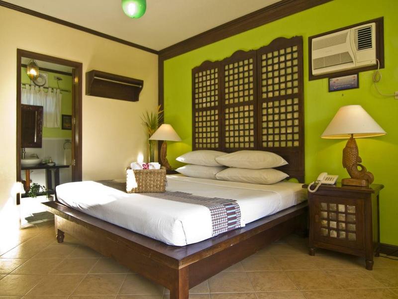 Photo of Puerto Del Sol Beach Resort, 4-star hotel in Bolinao