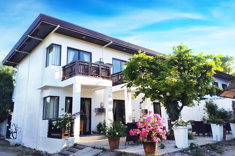 Photo of Puerto Del Sol Beach Resort, 4-star hotel in Bolinao