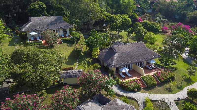 Victoria Phan Thiet Beach Resort & Spa, Singapore
