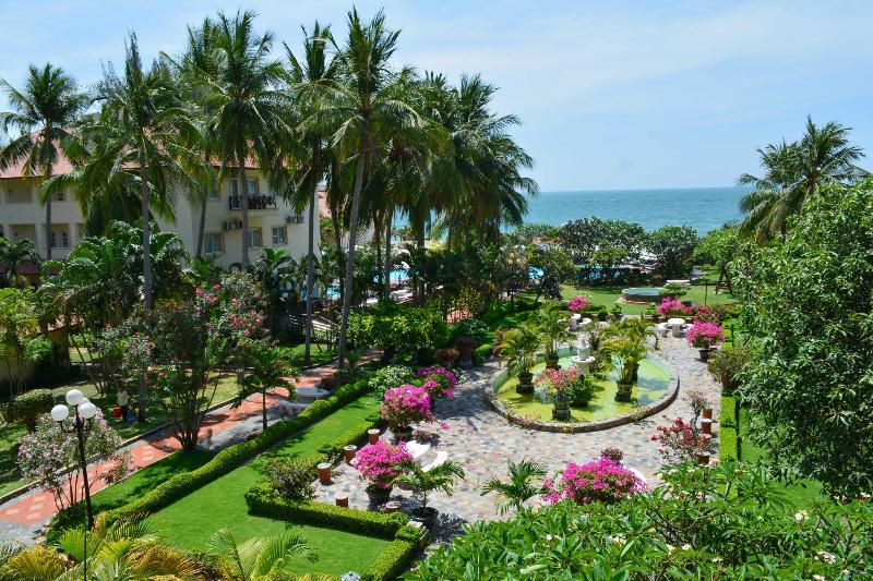 Bamboo Village Beach Resort & Spa, Singapore