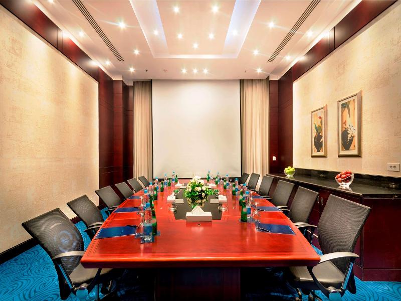 Photo of Hilton Alexandria Green Plaza, 5-star hotel in Alexandria (and vicinity)