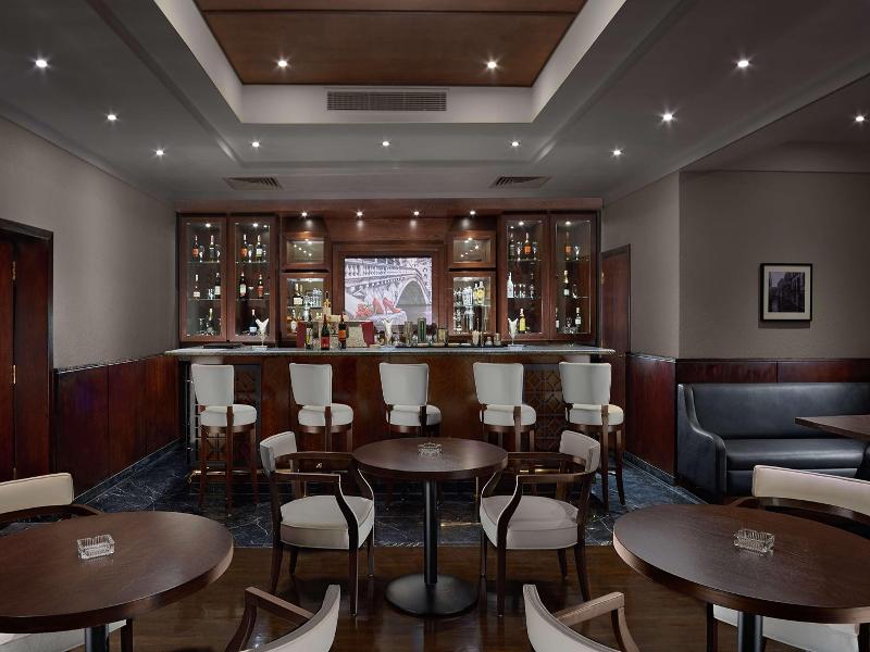 Photo of Hilton Alexandria Green Plaza, 5-star hotel in Alexandria (and vicinity)