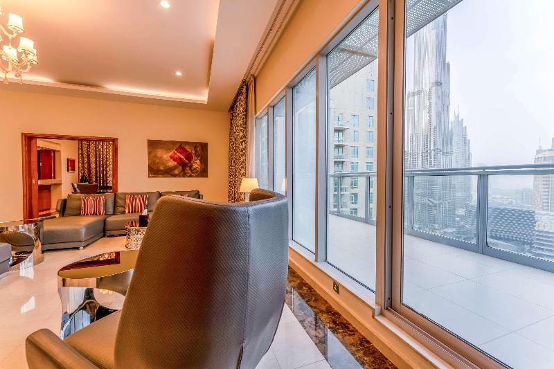 Ramada by Wyndham Downtown Dubai, Singapore