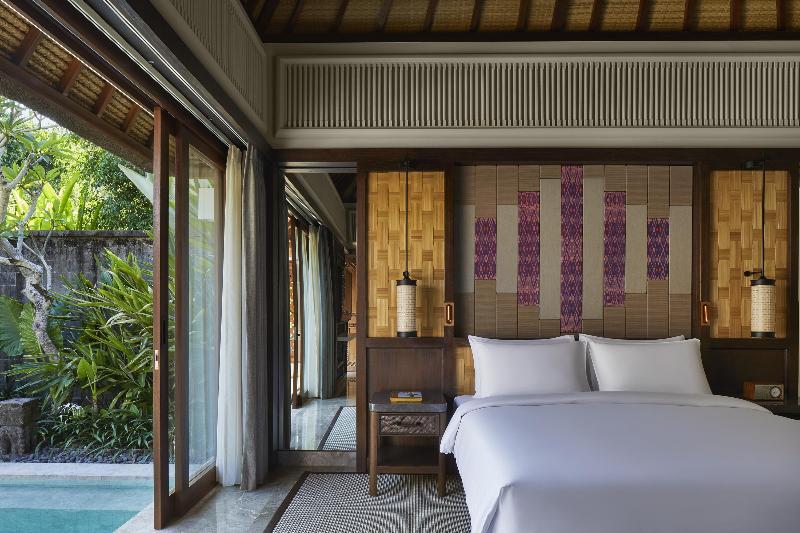 Andaz Bali, Singapore