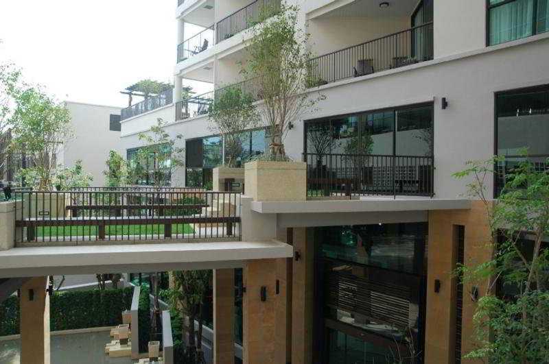 Tara Mantra Cha Am Resort, Singapore