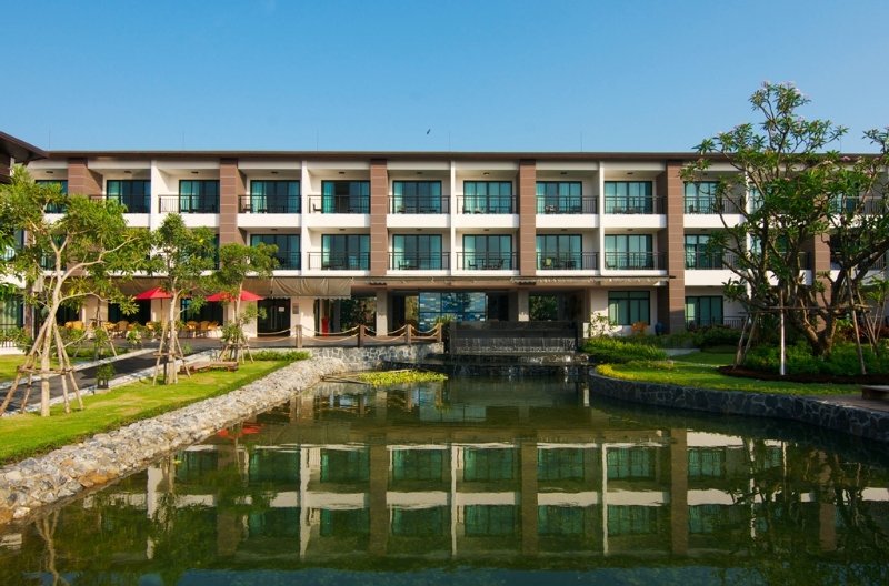 i Tara Resort & Spa, Singapore