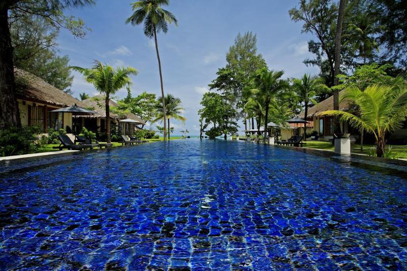 Bangsak Village, Singapore