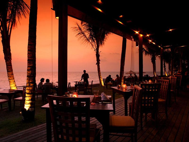 Chongfah Beach Resort Khao Lak, Singapore