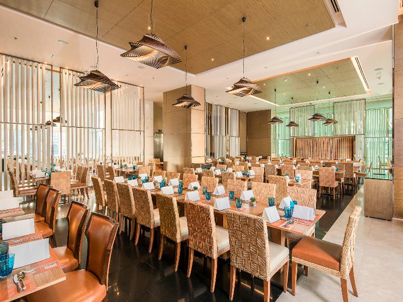 Eastin Grand Hotel Sathorn Bangkok, Singapore