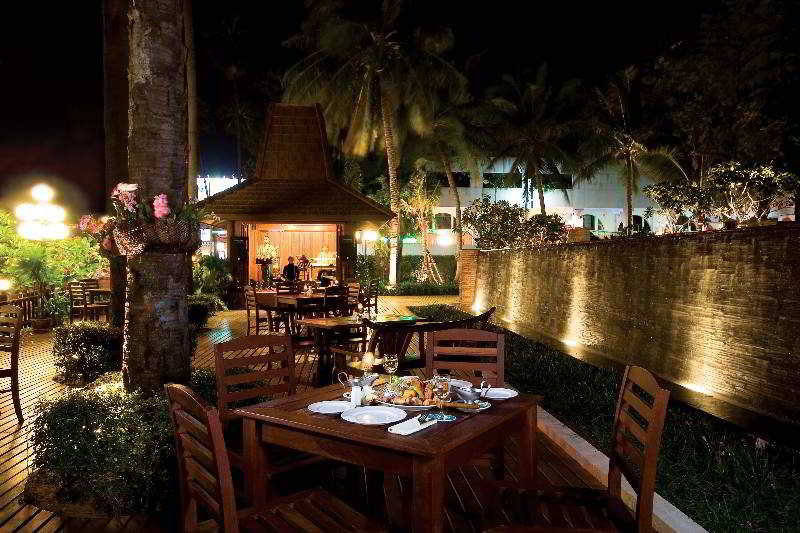 Jomtien Palm Beach Hotel & Resort, Singapore