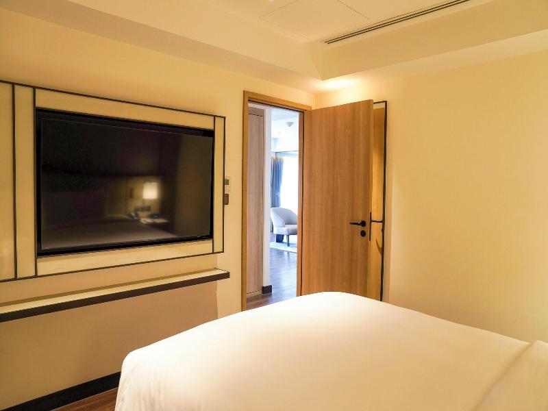 Marriott Executive Apartments Bangkok, Sukhumvit 50, Singapore