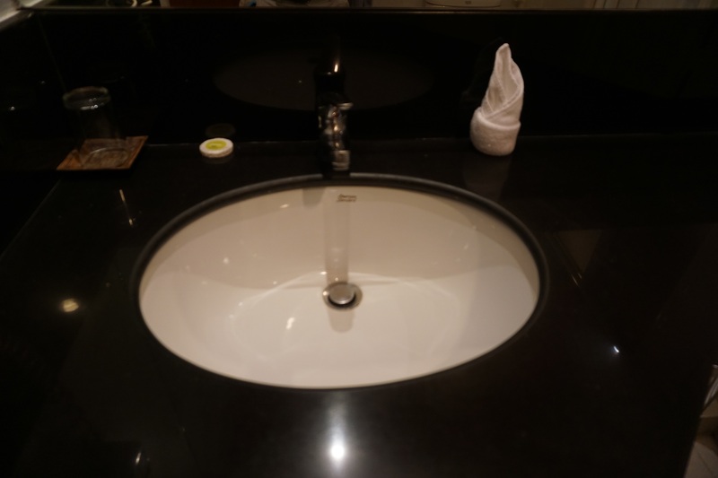 iCheck inn Sukhumvit 19, Singapore